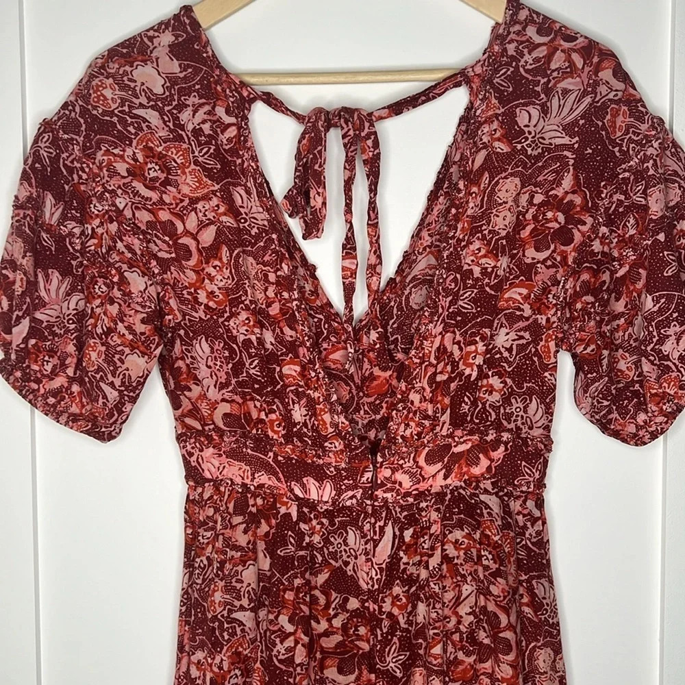 Ulla Johnson Amora Tiered Floral V-neck Tie Back Midi Dress - Picture 7 of 11